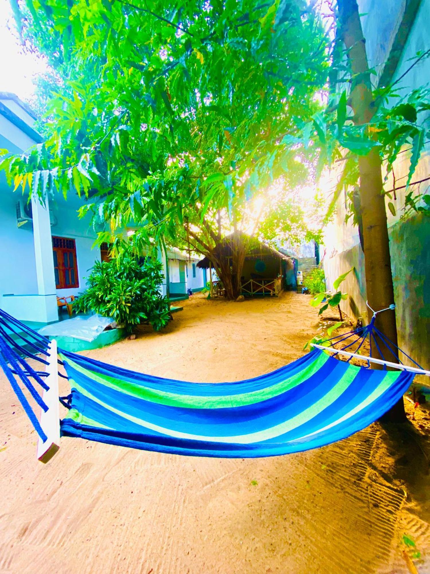 Marina Way Hotel Arugam Bay Buitenkant foto